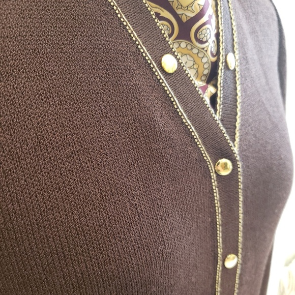 St. John Brown Cardigan Size Petite - Picture 7 of 8